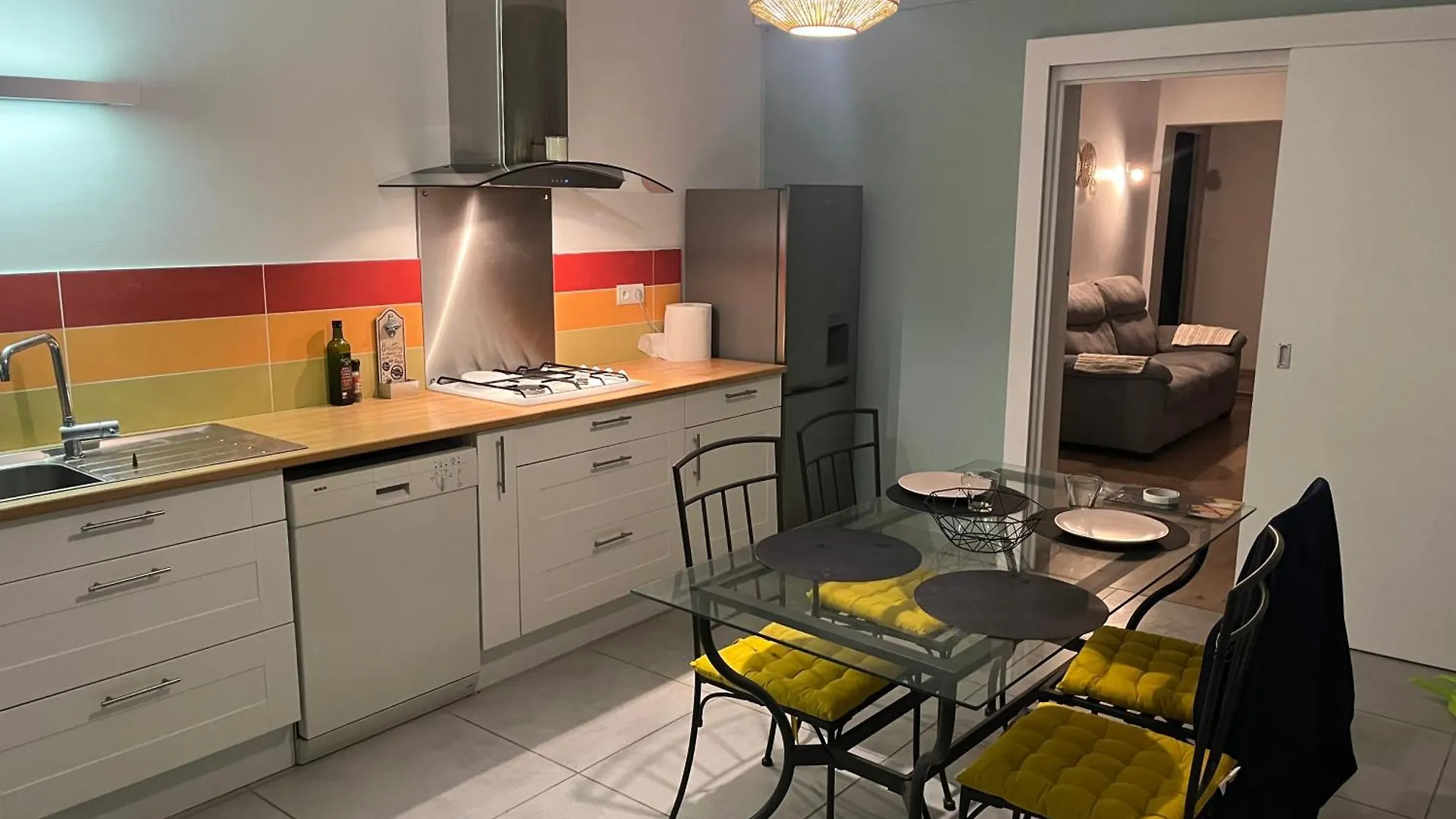 Appartement Privatif Avec Exterieur Aubignan 0*,  France
