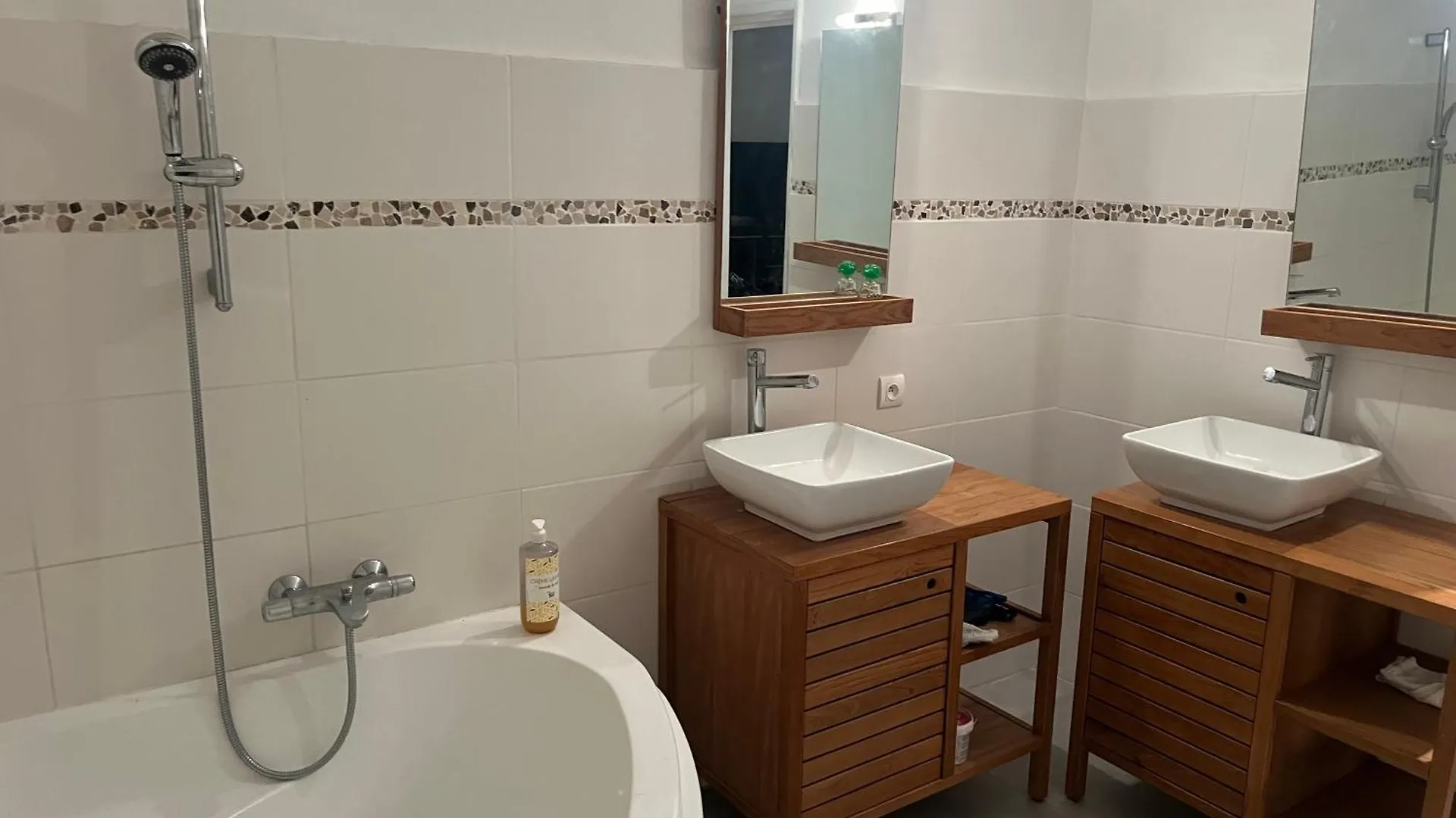 Holiday home Appartement Privatif Avec Exterieur Aubignan